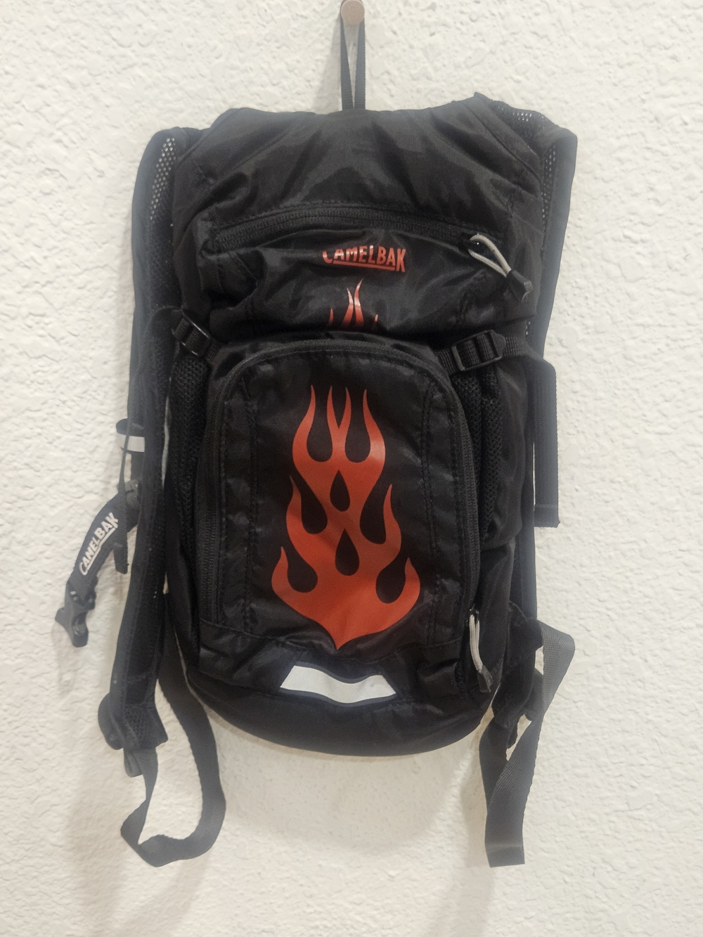 CamelBak Mini M.U.L.E. Kids Hydration Backpack Black Red Flames - NO RESERVOIR
